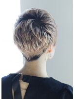 ロミー 本厚木(ROMMY.)&nbsp;バズカット　ハイライト　ベリーショート