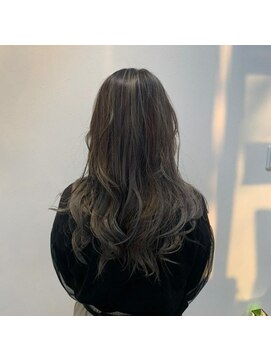 クリーピー(CREAPY) バレイヤージュ