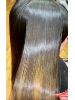 ヘアーキュートレット(Hair Qtlet‘)&nbsp;艶髪酸性ストレート