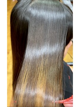 ヘアーキュートレット(Hair Qtlet‘) 艶髪酸性ストレート