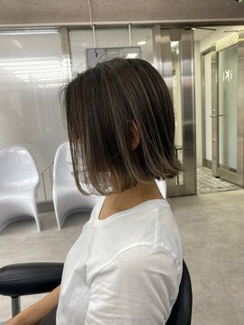 イキ 表参道(iki omotesando) モード/無造作ウェーブ/大人ガーリー[表参道駅]