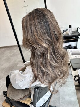 フェーディン(fa/din) バレイヤージュパールベージュ