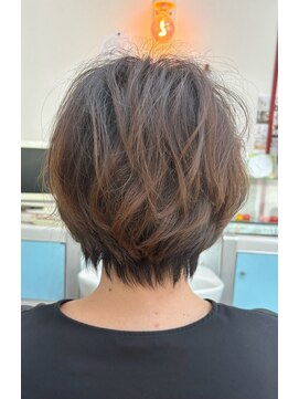 ヘアーマツシタ(Hair Matsushita) ふんわりショートスタイル