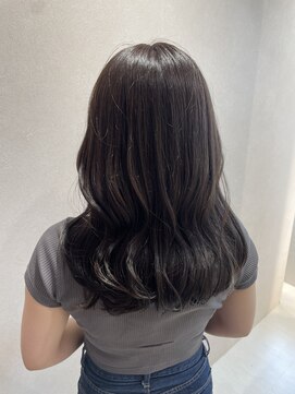 エムサロン ルームス(emusalon Room's) 【Rina】透明感たっぷりツヤツヤカラー