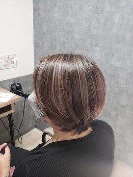 テーラ 八幡宿店(TELA) 白髪ぼかしハイライト