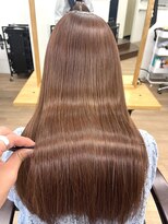 ピープスアンドスー 表参道 渋谷(Peeps&Suu.)&nbsp;髪質改善トリートメント ブリーチなしカラー ブラウン レッド