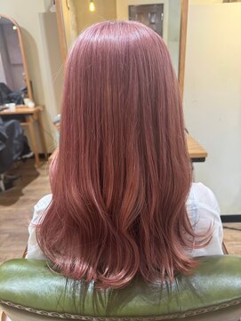 オーストヘアジジ(Aust hair Gigi) 大人可愛いピンクベージュ/ブリーチ/透明感