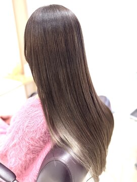 【Meta】透明感×こなれ感スタイル