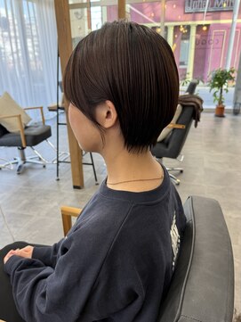 コク 千葉駅西口(COQU) 丸みショート/顔周りカット/千葉【積田佳奈】