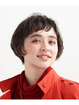ニル(NiL) NIL　奥行きショートボブ　バング