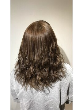 ディバイス(Device) 外国人風カラー!