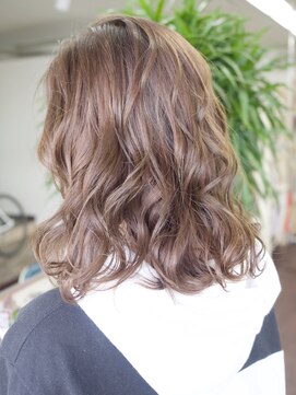 オヒアフォアプルメリア(OHIA for Plumeria) 透明感ミルクティーラテ