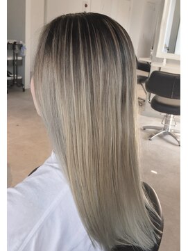 アディクト 綾瀬(ADDICT) 【ADDICT_YuuYa】ホワイトアッシュ_バレイヤージュスタイル