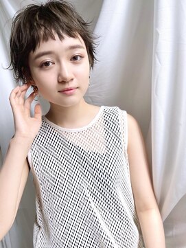 ディッセンバー 神宮前(December) 小顔マッシュショートグレージュカラーパーマ20代渋谷