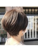 襟足スッキリ丸みショート
