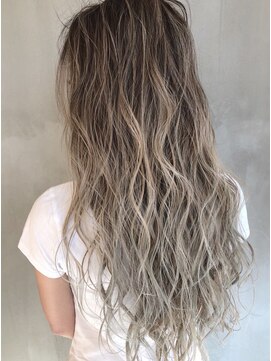 ラエティス(Laetus) バレイヤージュカラー/グラデーションカラー/ホワイト系カラー