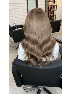 リベルテ 岡崎店(Liberte) ラグジュアリースタイル♪ラテベージュ