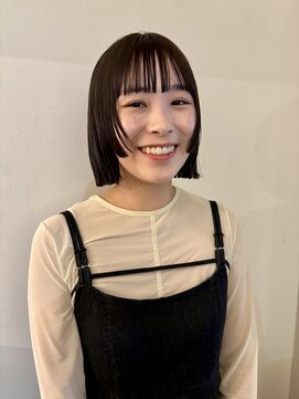 カシ 中目黒(CASI) 透明感ブラウン/コンパクト ボブ