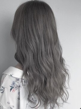 ブレイク 藤枝店(BREK) グレーグラデーション/フェミニンロング/似合わせカット
