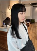 ぱつっとラインのあるスタイル