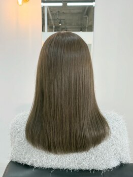 イブー(hibou)の写真/COTAのヘアケア取扱いサロン♪髪の芯から潤いを与え毛先まで潤い溢れる艶髪へ☆美髪への道はhibouにお任せ!