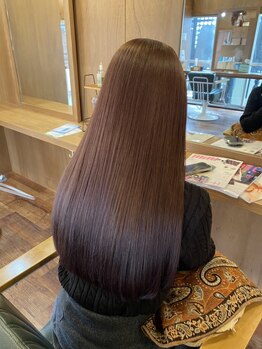 テントテン(tent ten)の写真/梅雨時期に負けないストレートを手にいれたいあなたに☆リラックスできる空間でうるツヤ髪に◎