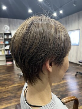 アイリーファンビリ(irie fambilly) クールショート×グレージュ