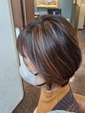 クララデアンシュシュ(Kurara de UN CHOU CHOU) ショートボブ