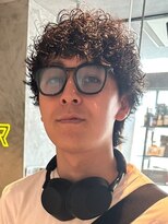 メンズサロン ブロック(Men's Salon bloc)&nbsp;プードルパーマ 束感 ツイストスパイラルパーマ 黒髪 20代30代