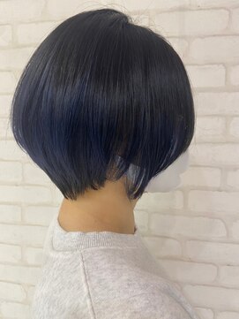 ビスイル 秋葉原店(Vis ill) 20代30代透明感暗髪アッシュブルーグレージュ丸みボブ