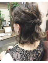 ヘアーデザイン ルシア(Hair Design Lucia)&nbsp;ミディアムハーフアップ
