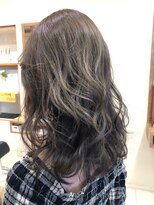 アウラニヘアーリゾート(AULANI Hair Resort)&nbsp;イルミナカラー新色スターダスト[日野/日野駅/豊田/八王子/立川