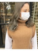 ハイトーンプラチナベージュ 外国人カラー ウェーブロング