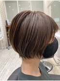 ショートボブ