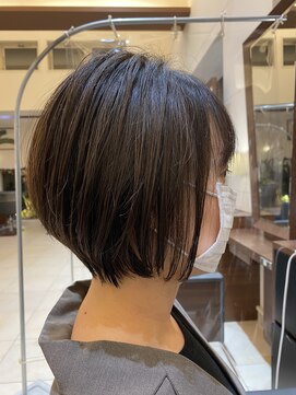 グランドウシワカマル(GRAND ushiwakamaru) 大人綺麗な小顔ショート♪