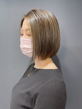 グーシップ(GOO/SYIP) グレージュで作るハイライトカラー