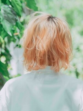 ヘアアンドリラクゼーション シャッセ(Hair&Relaxation SASE) ハイトーンボブ
