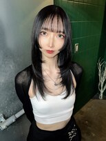 アリー(ally) 中性ウルフレイヤーカットロングウルフカット姫カット姫ウルフ