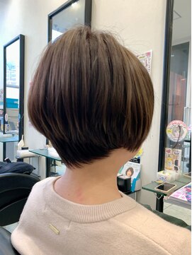 アヴソリューク(Absoluk) くびれグラデーションボブ