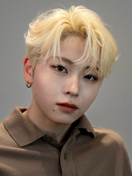 オーシャントーキョーオーバー 渋谷(OCEAN TOKYO OVER) 韓国マッシュセンターパートダウンパーマニュアンスパーマウルフ