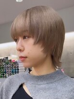 ソル オモテサンドウ 表参道 青山(SOL . OMOTESANDO)&nbsp;ミルクティーベージュダブルカラーインナーカラーハイライト