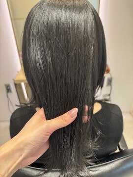 エレノア 梅田店(Eleanor) 透明感◎5トーン