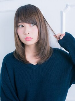 リリィ(Lily by Pledge Hair Design)の写真/《扱いやすい理想の髪質へ！》サラサラとした指通りで美しく自然な仕上がり＊毎日のスタイリングも簡単！