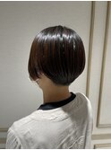 刈り上げ前下がりボブ