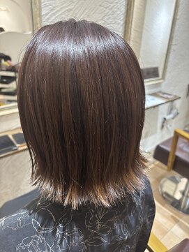 アマレット(Amaretto) 【ピンクブラウン×外ハネボブ】