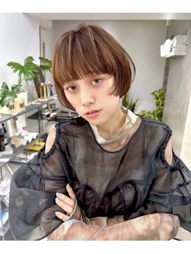 フォト 新宿(foto) 顔周りレイヤーショート