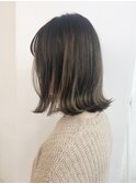 ショートヘア顔周りレイヤーブリーチダブルカラーショートボブ