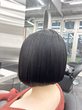 エイト 立川店(EIGHT) ☆前下がり丸みボブ☆