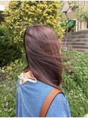 柔らかピンクベージュ×ツヤ髪ストレート