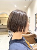 ショートボブ